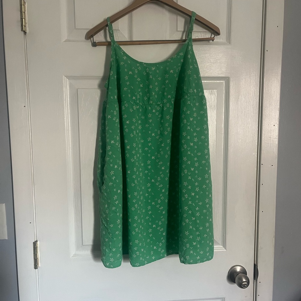 Wild Fable Green Mini Dress with White Floral Pattern and Pockets